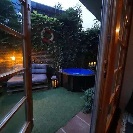 With Terrace Appartement